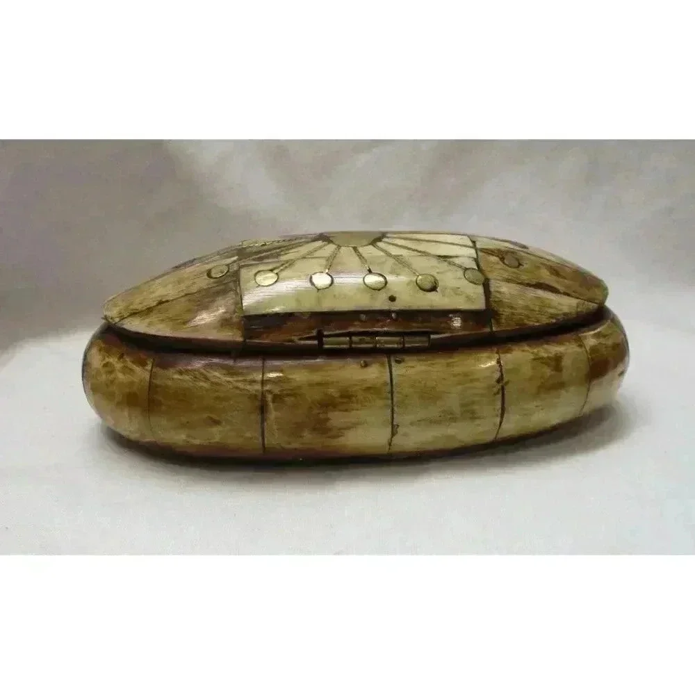 Bone Oval Box with‎ Brass inlay trinket box Jewelry latched midcentury modern